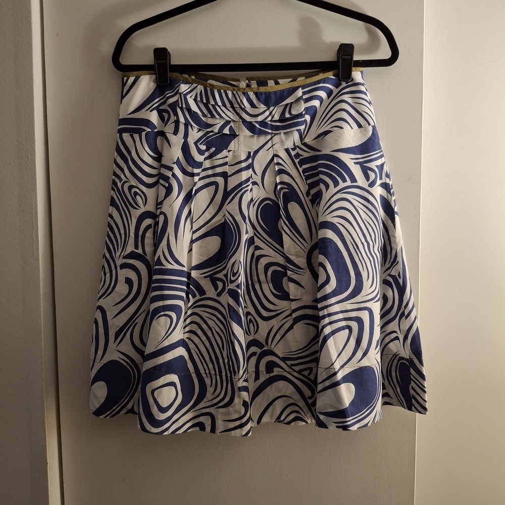 CAbi Women's Blue and White Swirl Midi Skirt